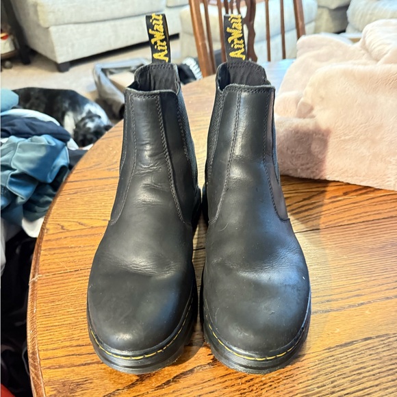 Dr. Marten Embury Chelsea Boot - Picture 6 of 12